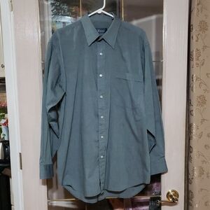 BOSA Mens Green Button Down Collared Shirt Sz 17R. 43cm